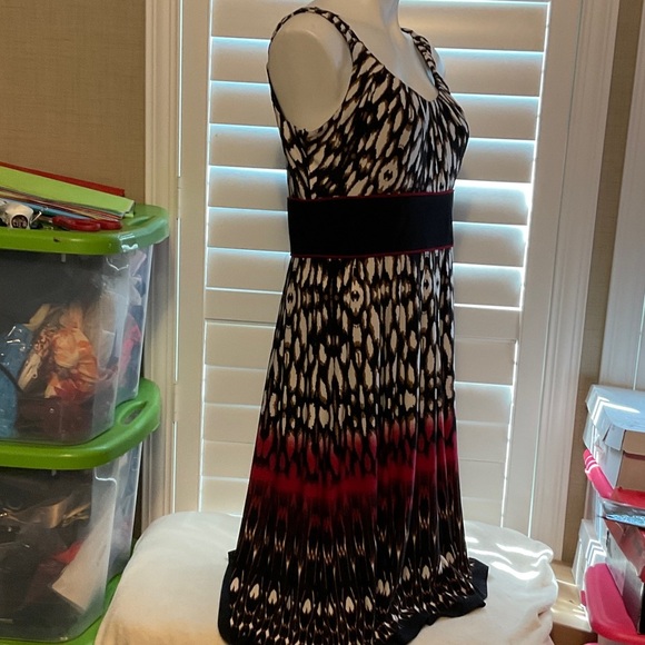 R&M Richards Black and Red Midi Dress - Picture 2 of 8